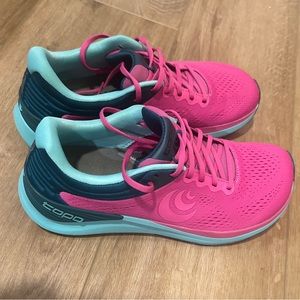 Topo Ultrafly 4 Road Running Shoes